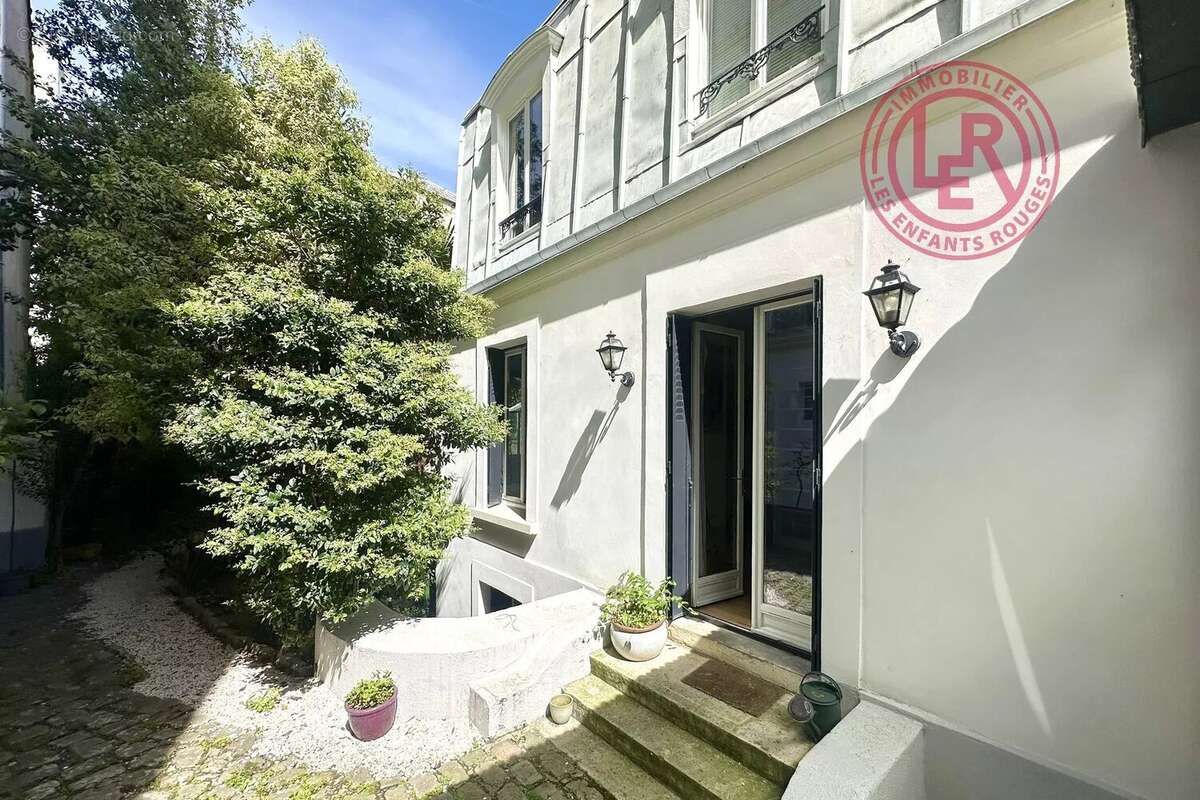 Maison à PARIS-15E