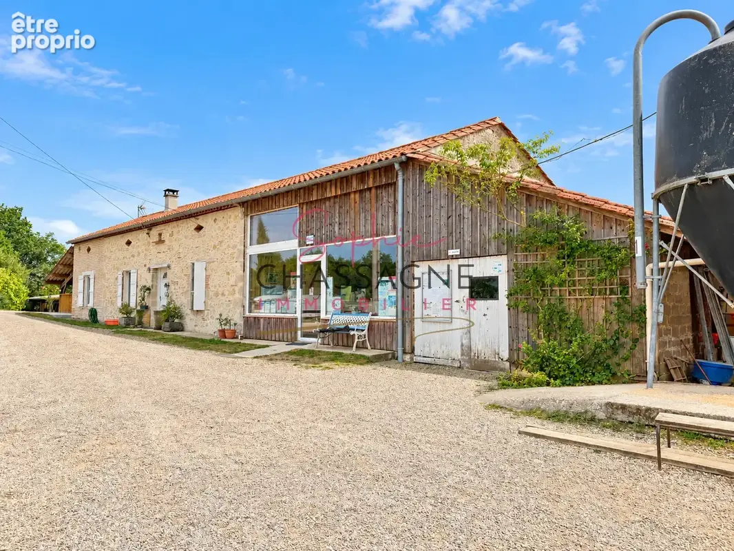 Centre équestre et écurie de propriétaires   plus de 10 hectares   un logement - proche agen (47) - photo 11