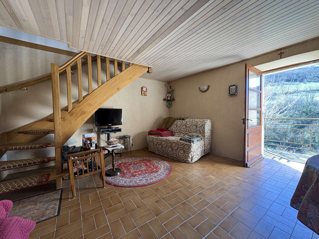 Maison à SAINT-LEONS