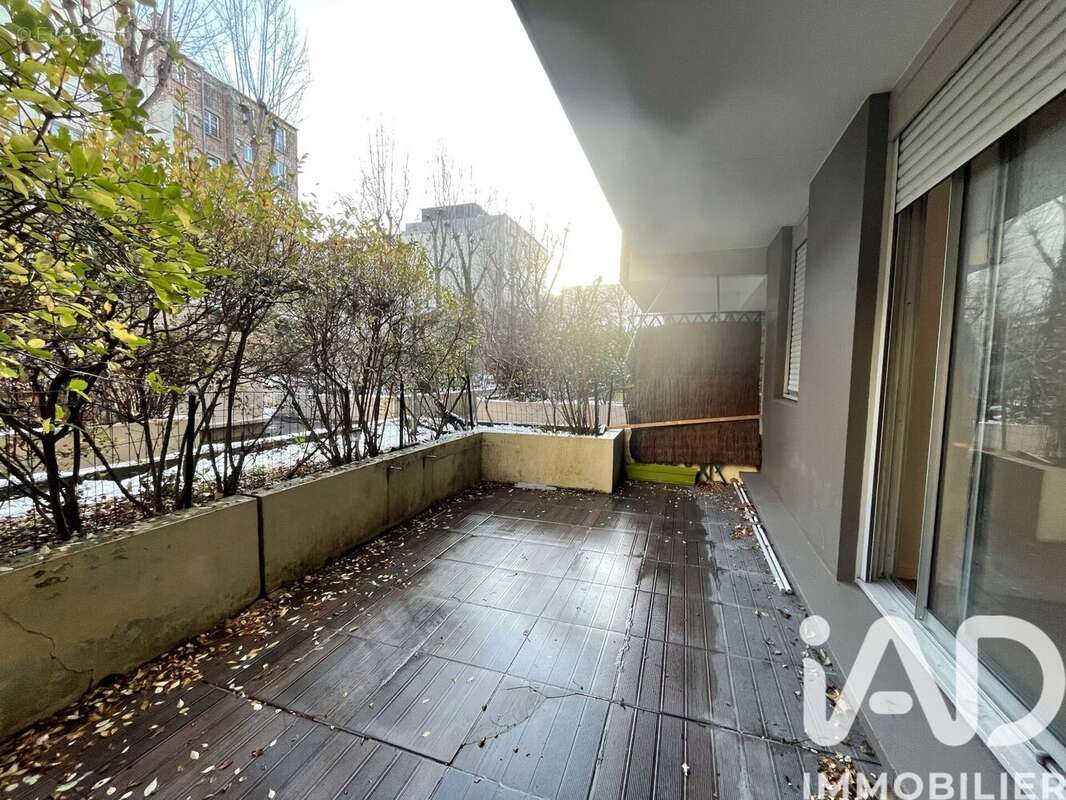 Photo 2 - Appartement à CLICHY