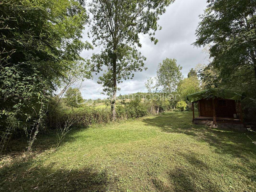 Appartement à LAROQUE-D'OLMES