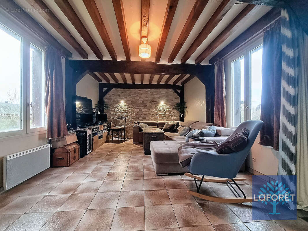 Maison à MONTFORT-SUR-RISLE