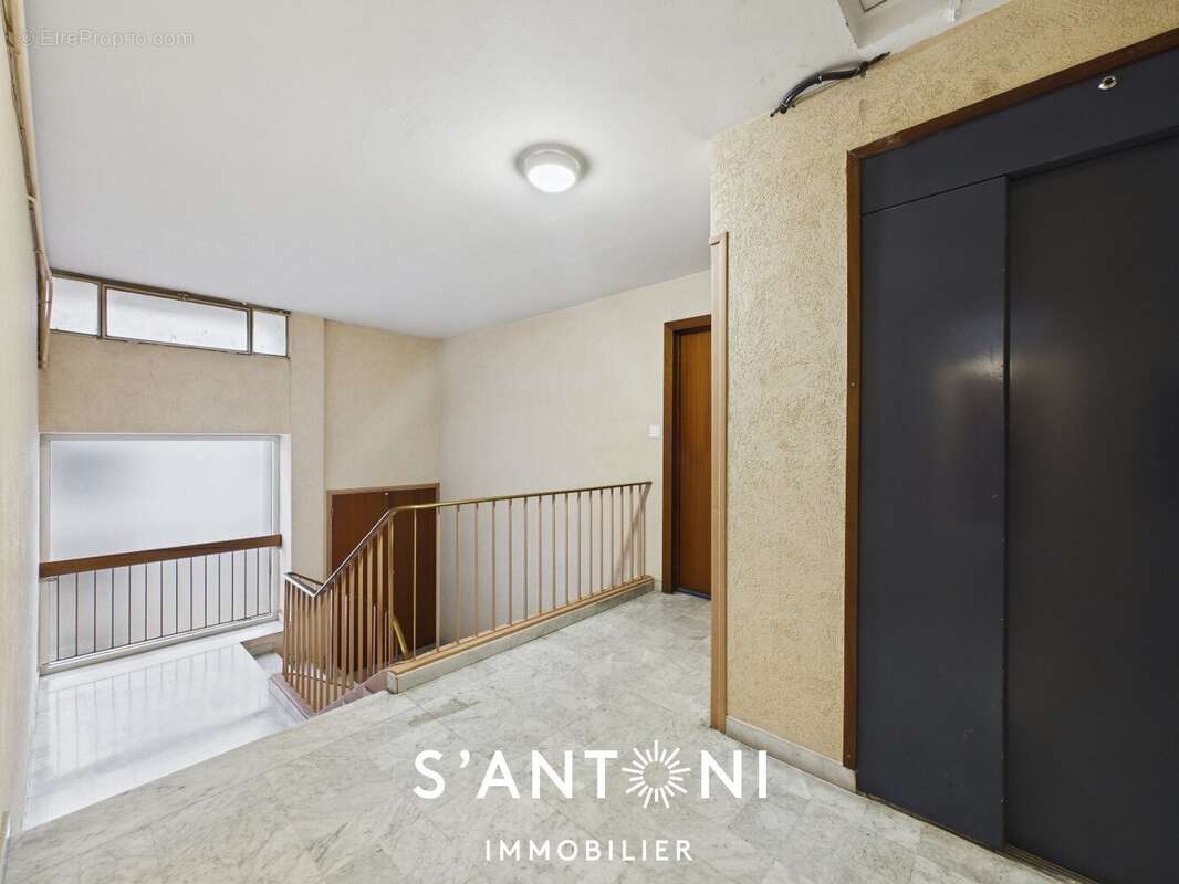 Appartement à BEZIERS