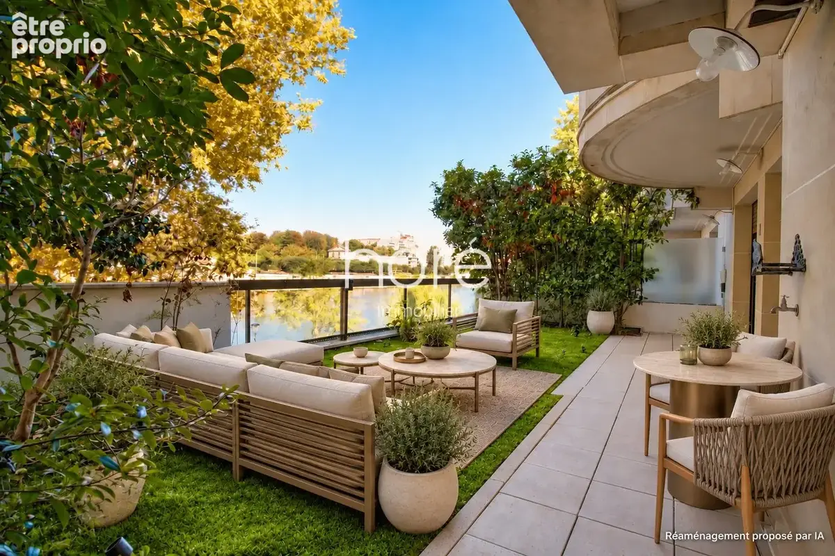 Appartement à NEUILLY-SUR-SEINE
