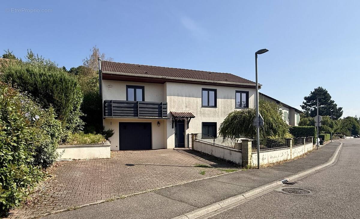 Maison à SCY-CHAZELLES