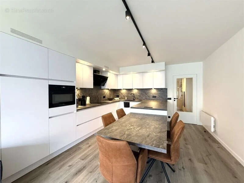 Appartement à NANTERRE
