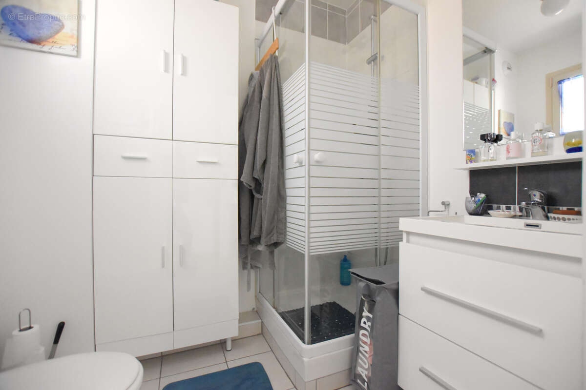 Appartement à LES ESSARTS-LE-ROI