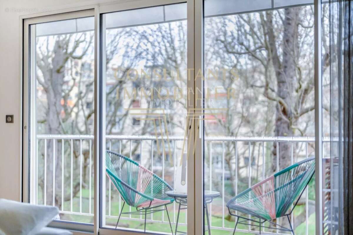 Appartement à NEUILLY-SUR-SEINE