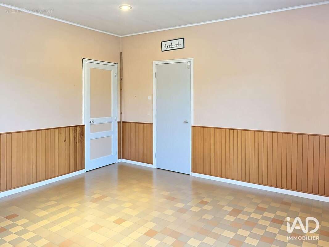 Photo 2 - Commerce à JUVISY-SUR-ORGE