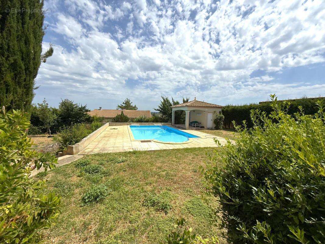 Maison 170 m² à Ouveillan  - photo 4
