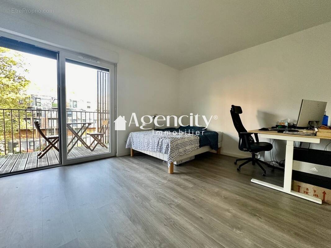 Appartement à TORCY