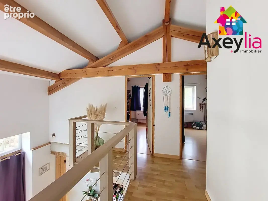 A vendre- saint-julien de jonzy- maison en pierres sur terrain d'environ 2600 m2 - photo 5