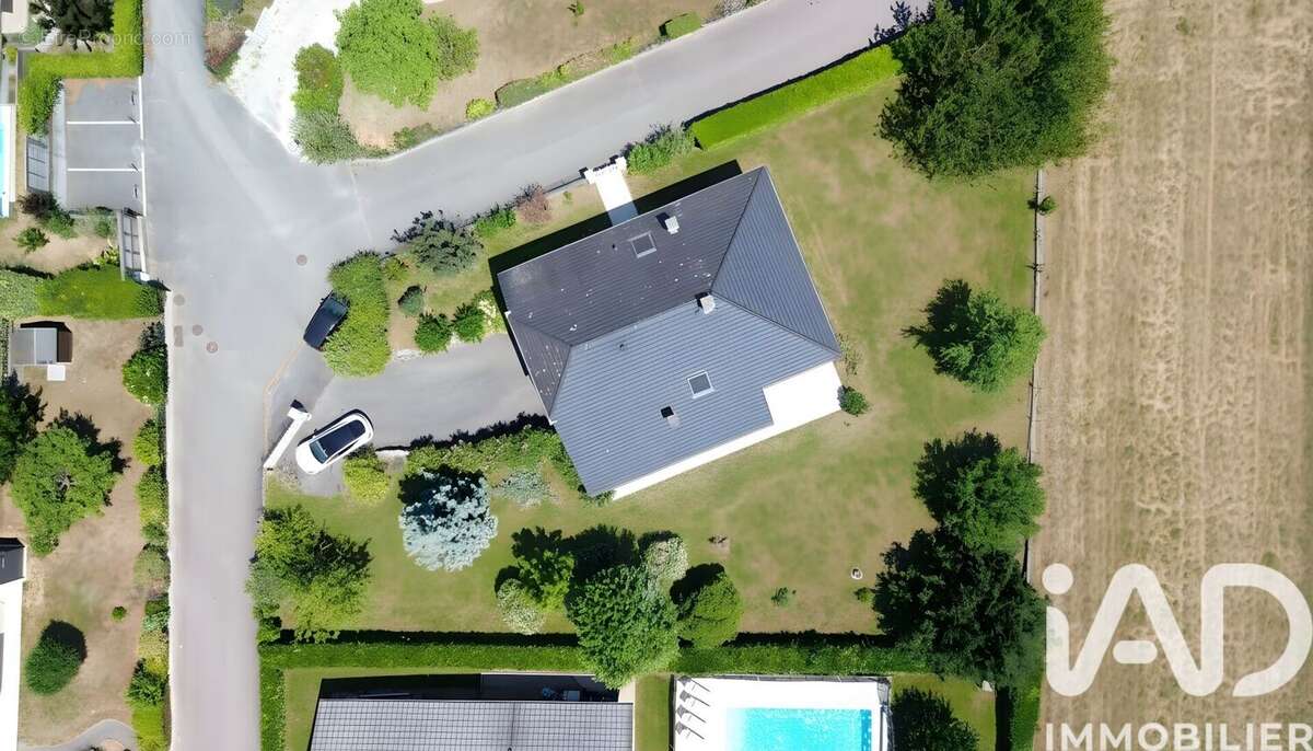 Photo 2 - Maison à SAINT-JEOIRE-PRIEURE