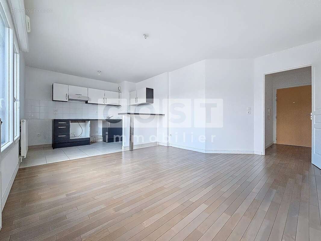 Appartement à BOIS-COLOMBES