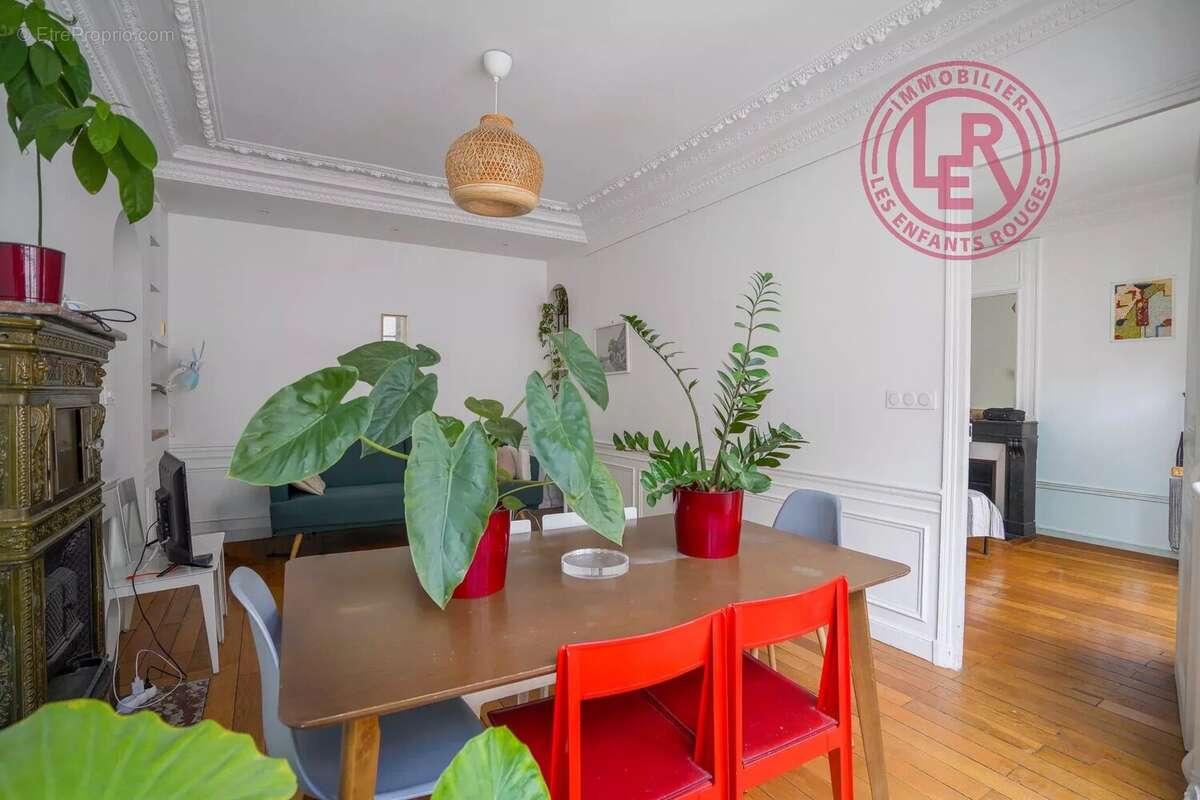 Appartement à PARIS-10E