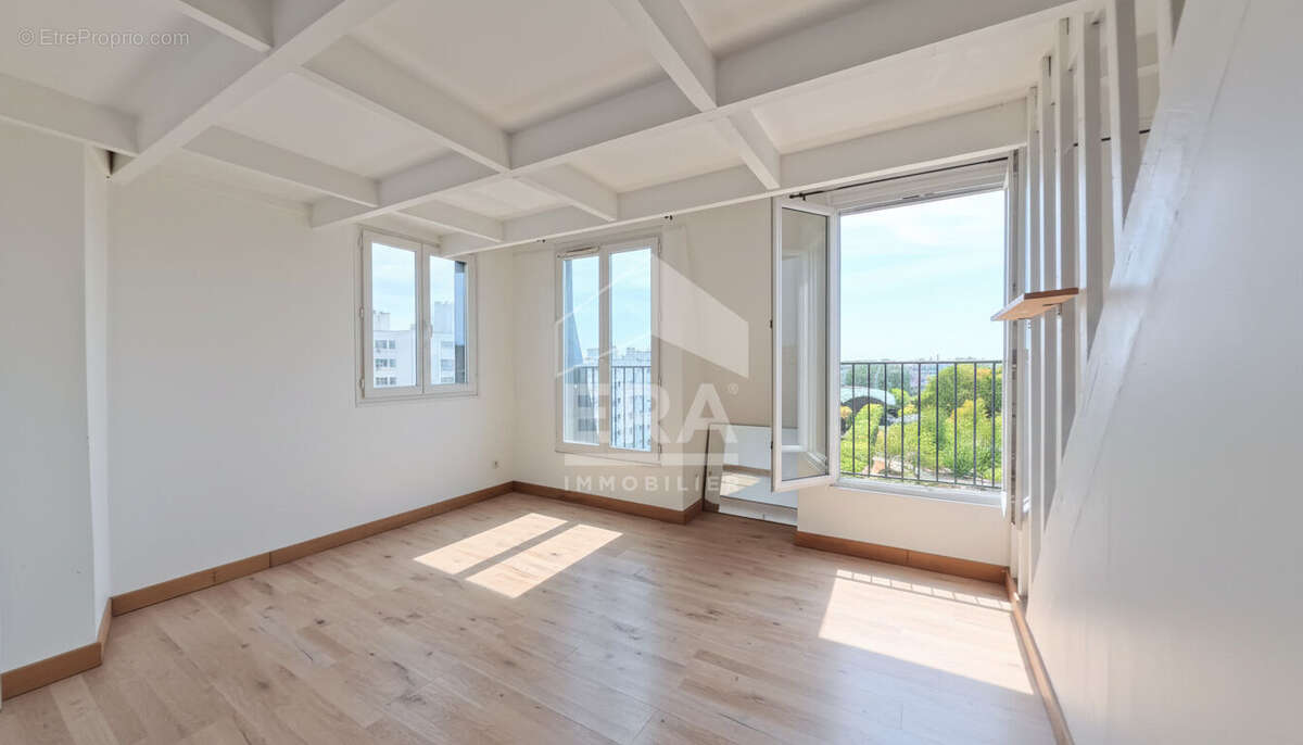 Studio dernier etage vue degagee - bd marcel sembat - photo 2