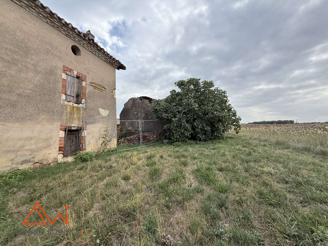 Maison à LABASTIDE-DE-LEVIS