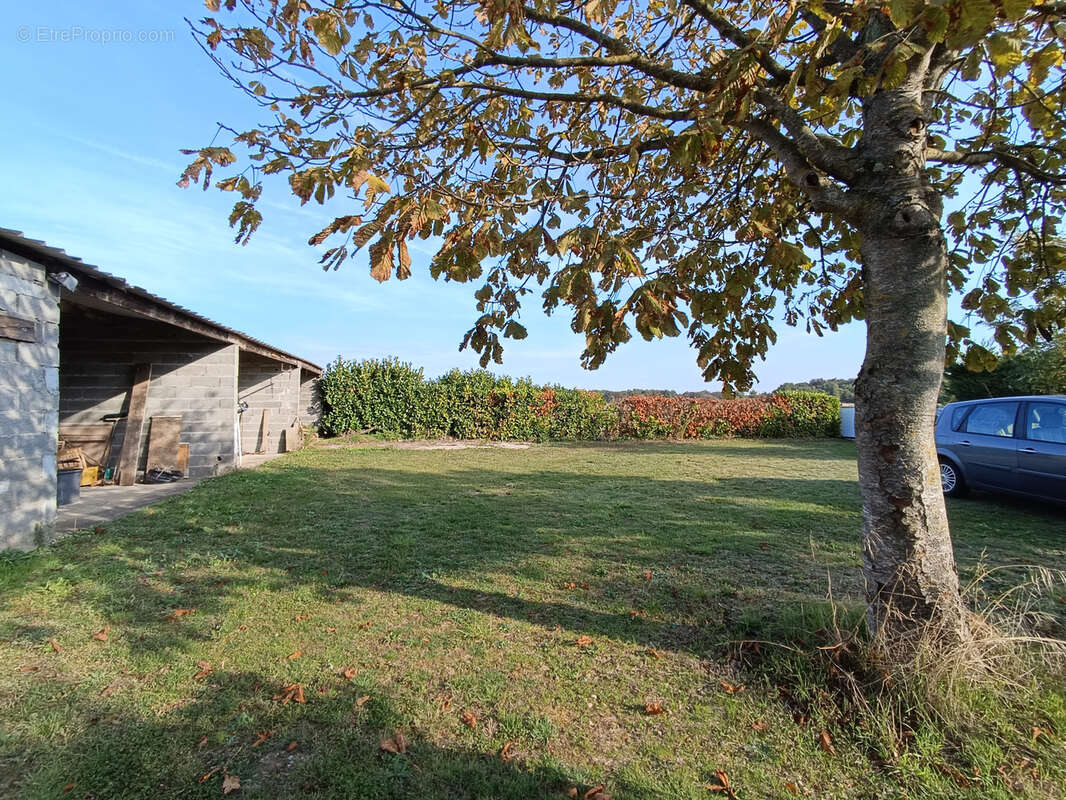 Maison à BOUILLE-LORETZ