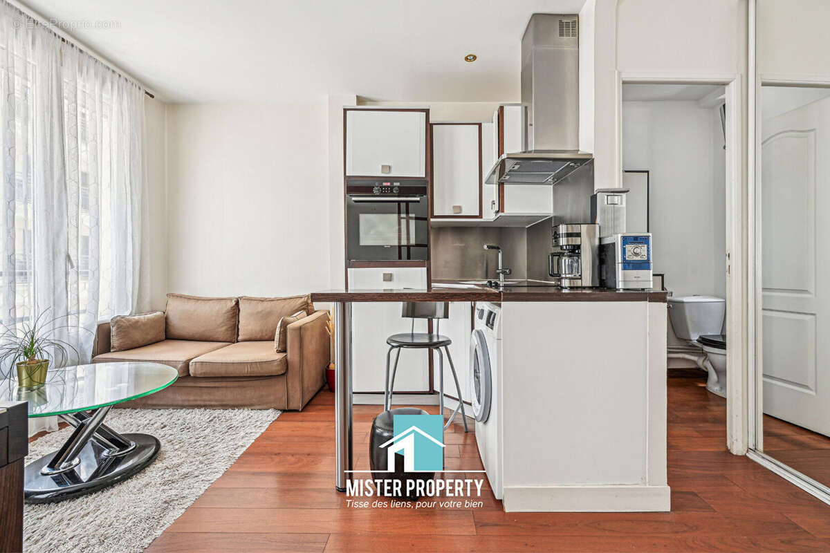 Appartement à LEVALLOIS-PERRET