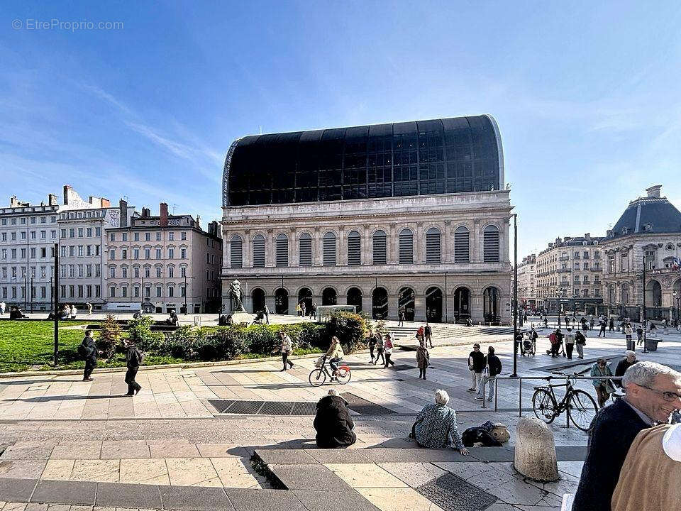 Appartement T1 BIS 38m2 plein centre ville - photo 10