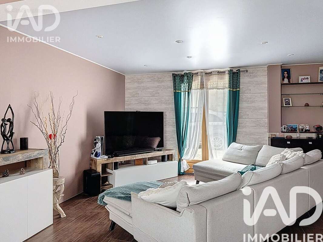 Photo 3 - Maison à VILLIERS-SUR-MORIN