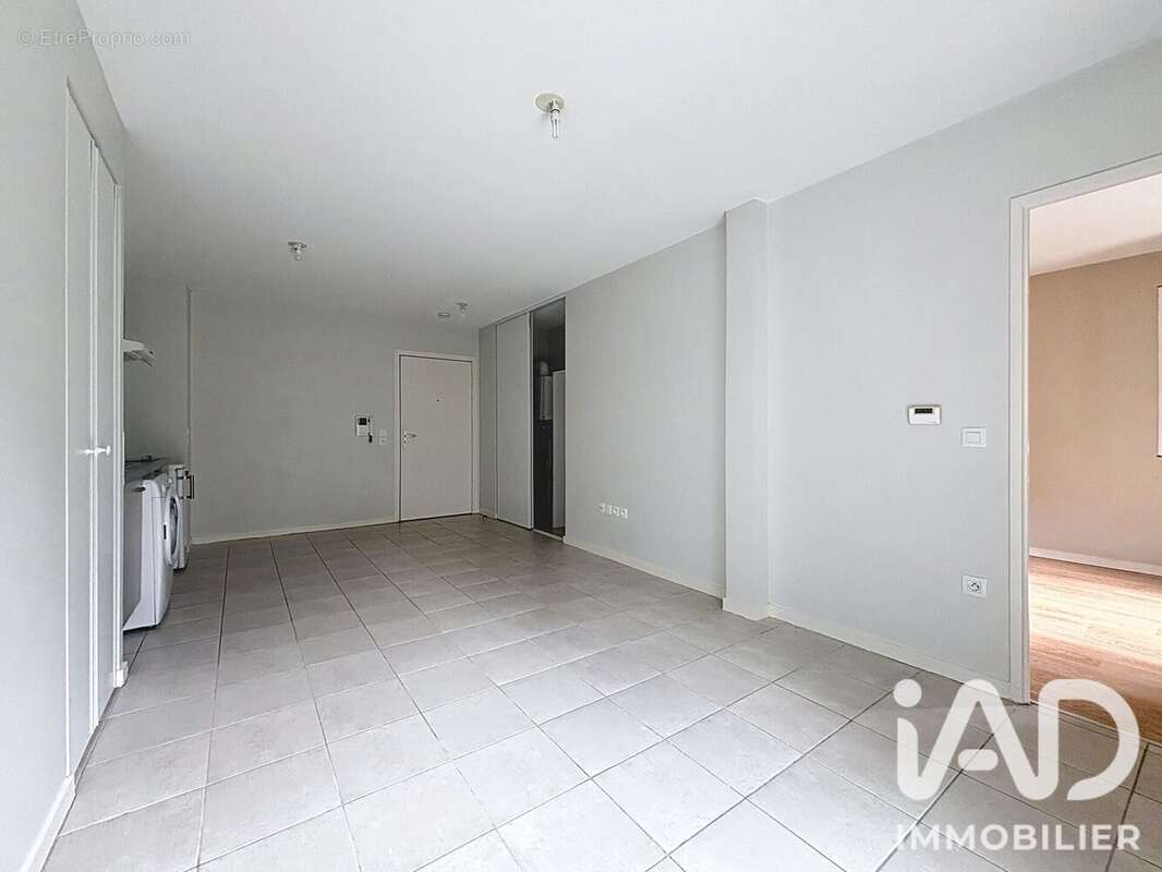 Photo 2 - Appartement à CENON