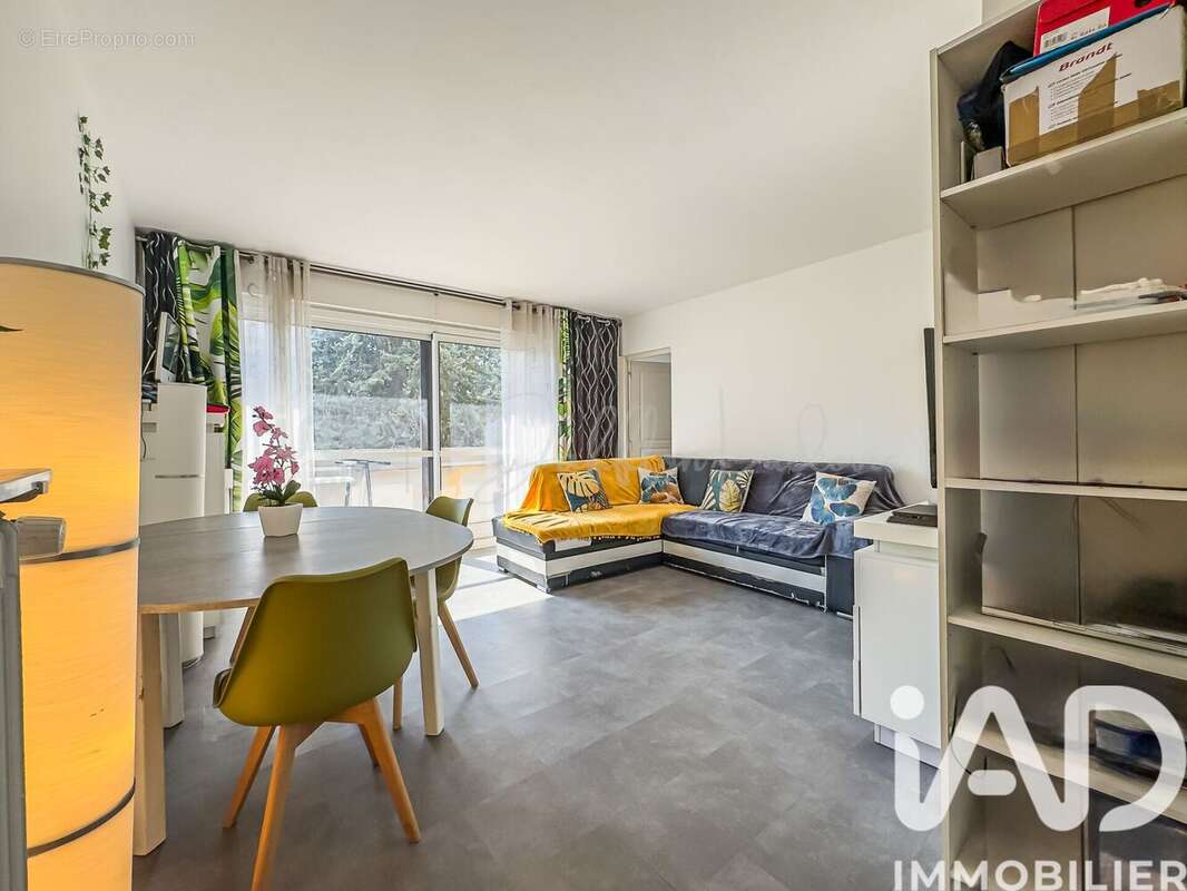 Photo 2 - Appartement à LE PECQ