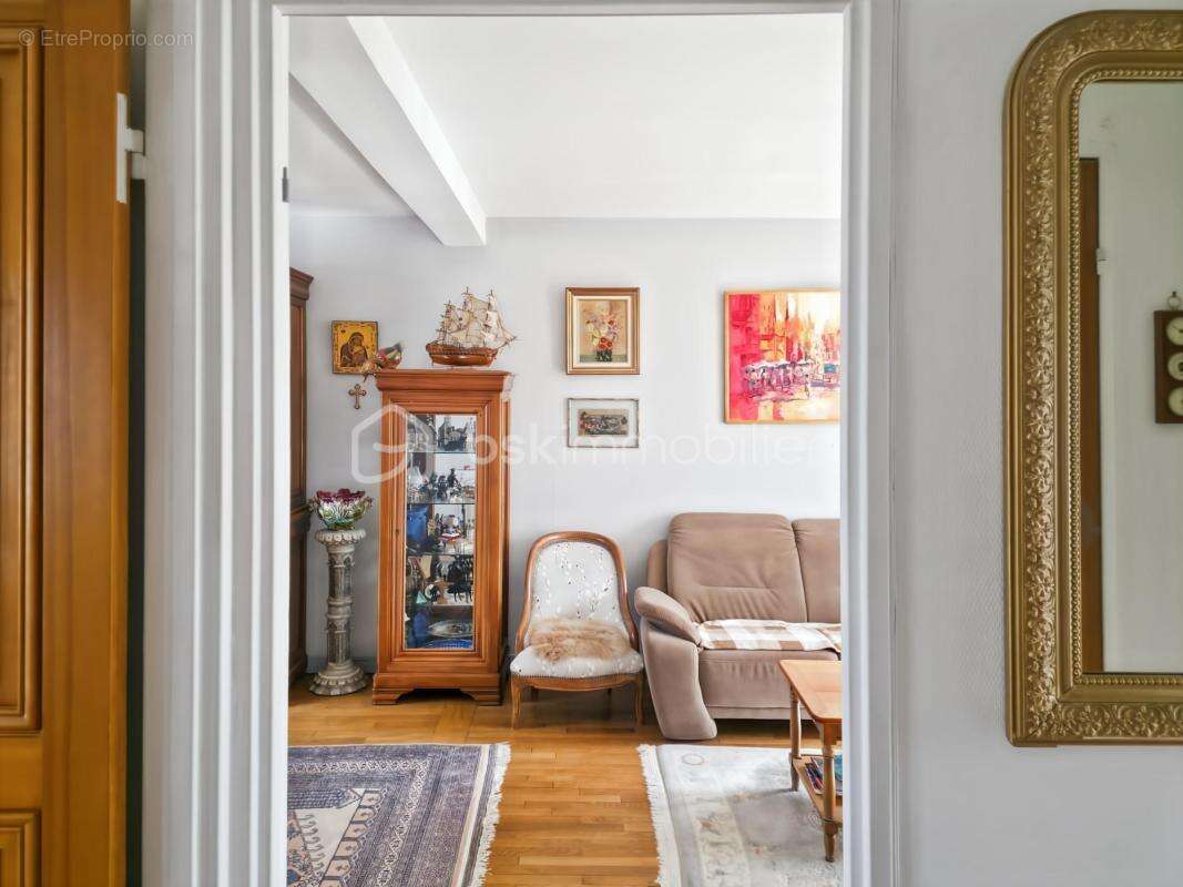 À VENDRE – T2 lumineux avec balcon, potentiel T3, cave et parking - photo 5