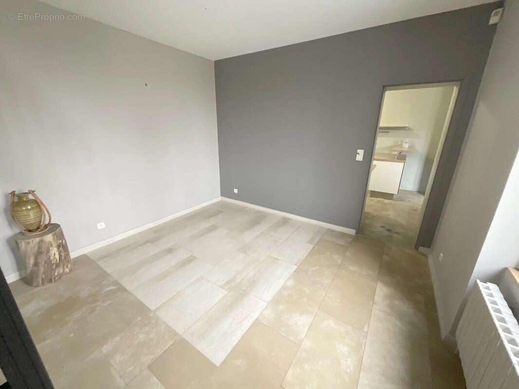 Maison à SAINTE-SAVINE