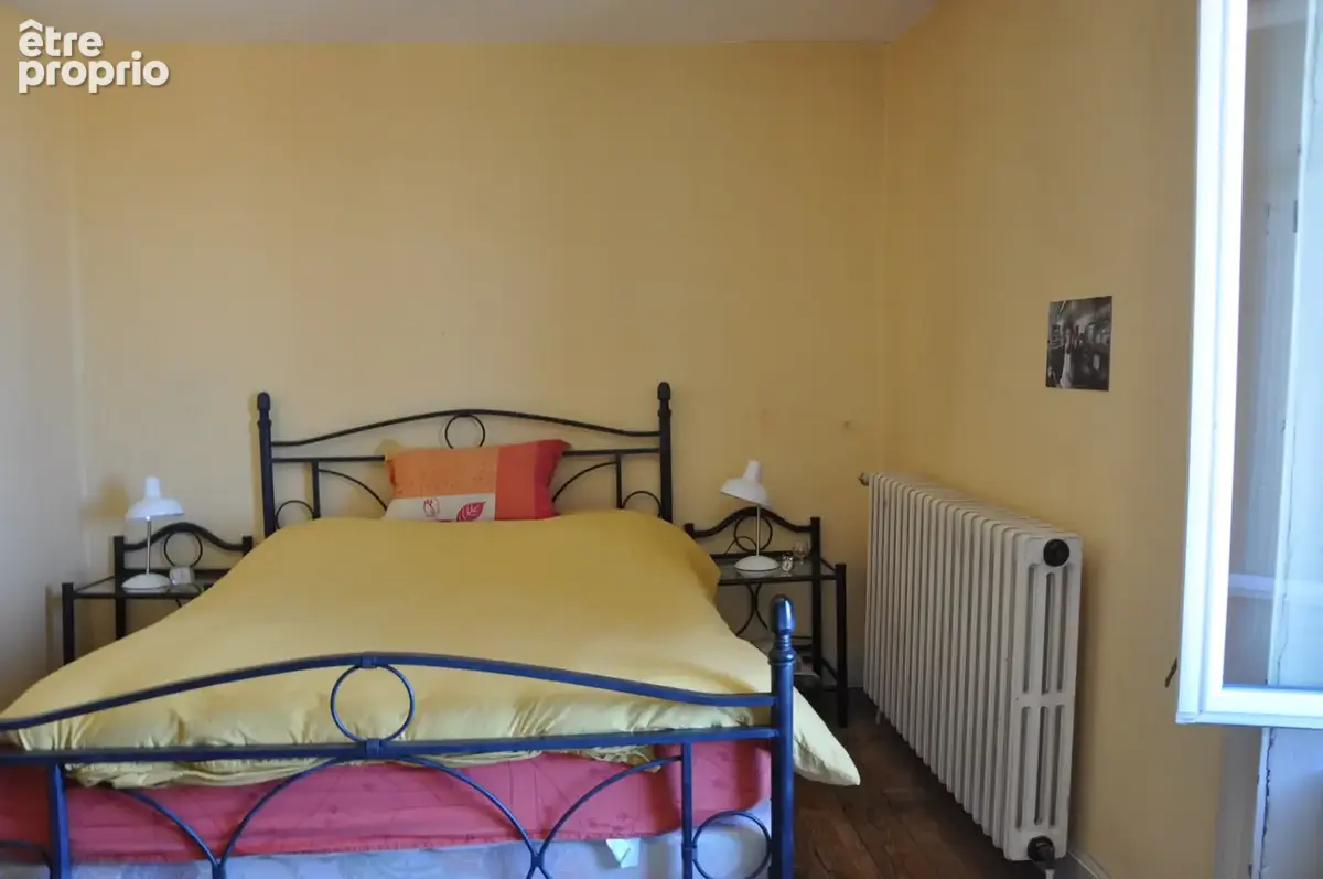 En montagne bourbonnaise, bel ensemble immobilier composé d'un commerce, d'un logement, et d'un fort potentiel - photo 11