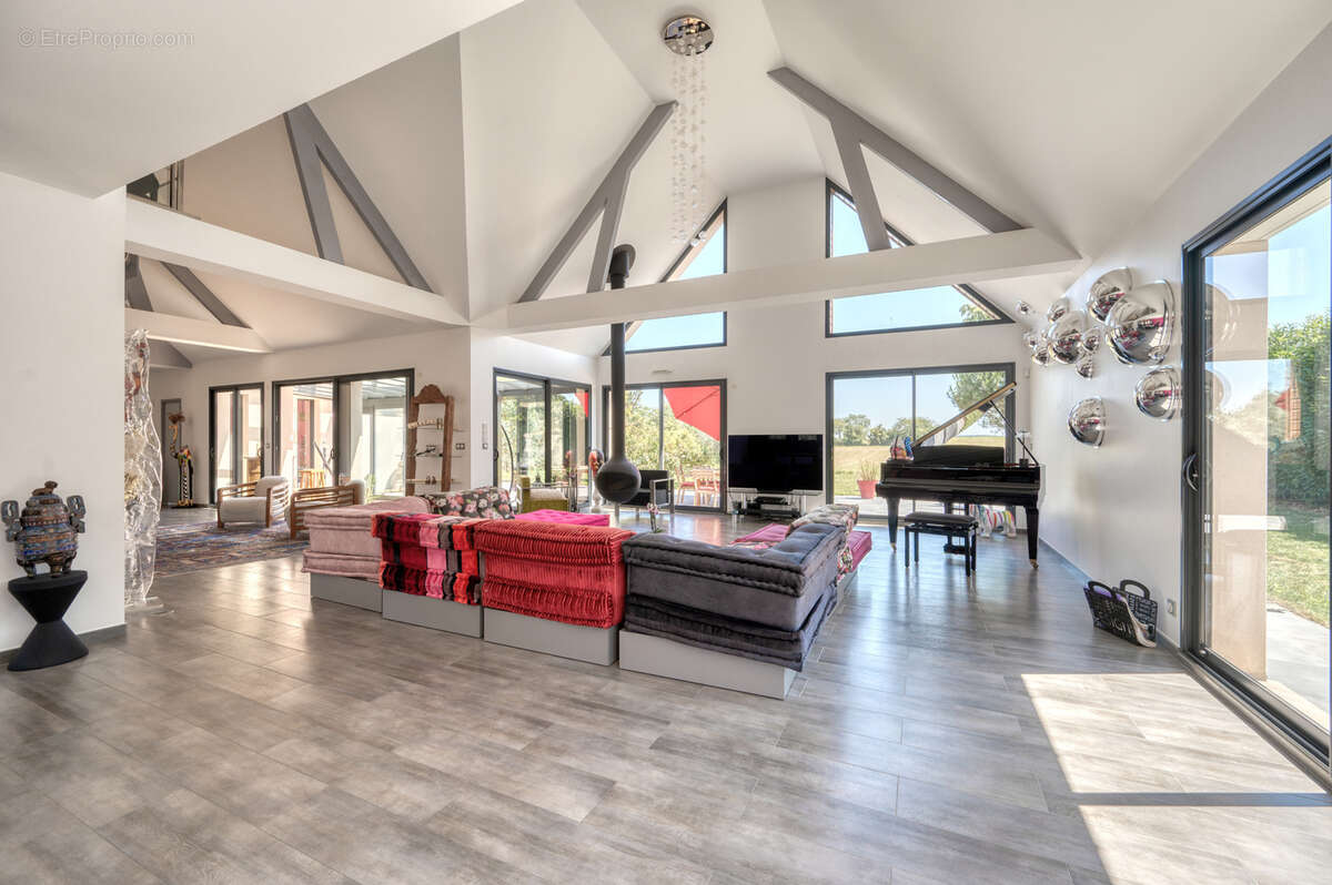 Maison à SAINT-GERMAIN-DE-LA-GRANGE