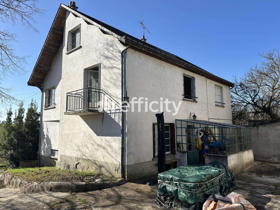Maison à NOUZILLY