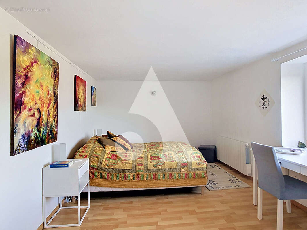 Appartement à SAINT-SYMPHORIEN-SUR-COISE