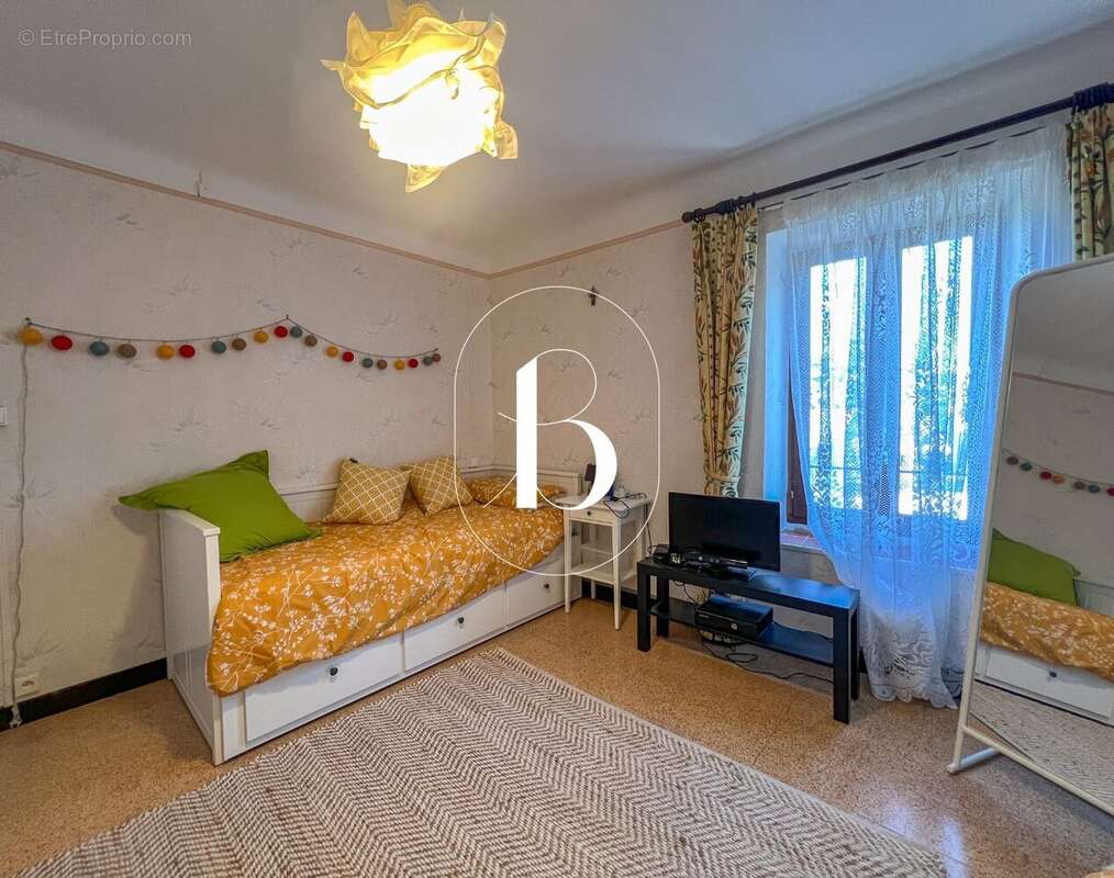 Maison à GOUDARGUES