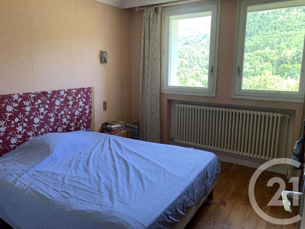 Maison à VILLEVOCANCE