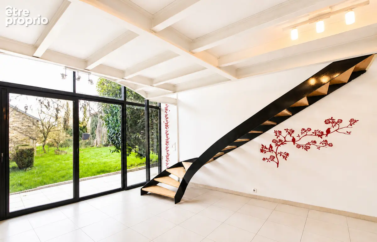 Appartement Vaivre Et Montoille 4 pièces 170 m2 - photo 2
