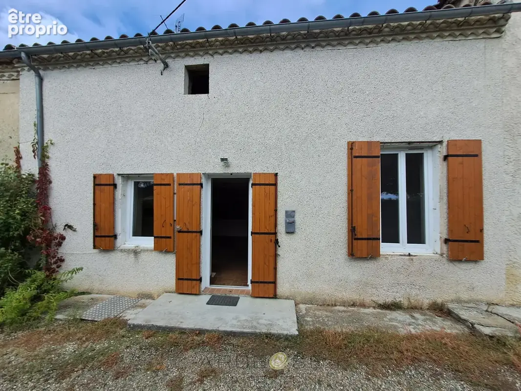 Maison de plain-pied avec jardin - photo 1