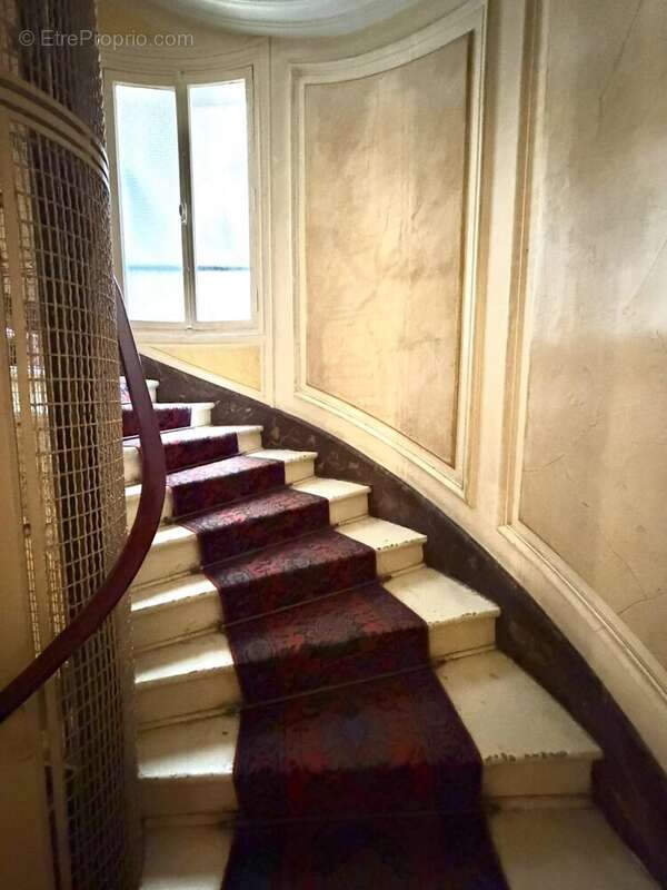 Appartement à PARIS-6E