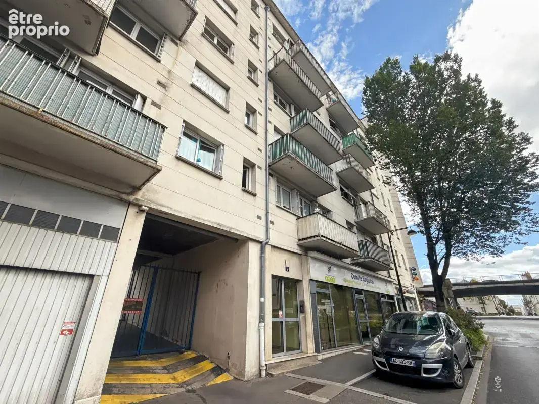  lumineux t2 avec balcon, parking & cave — hyper-centre d'orléans  - photo 7