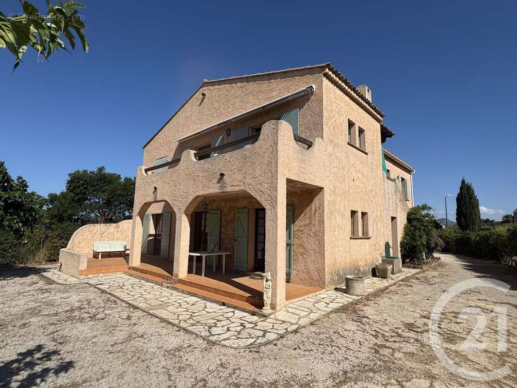 Maison à SIX-FOURS-LES-PLAGES