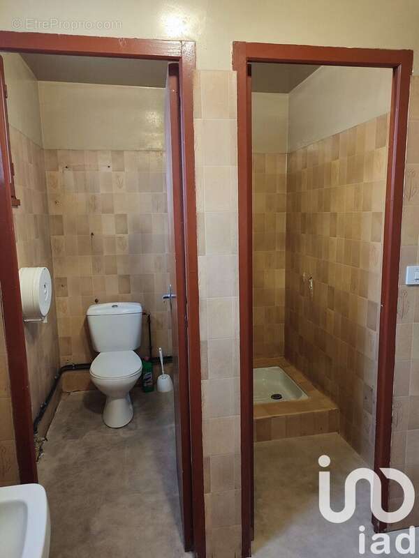 Photo 9 - Parking à LOUDUN