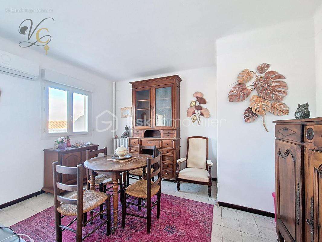 Appartement lumineux au dernier étage avec terrasse et parking sécurisé - photo 6