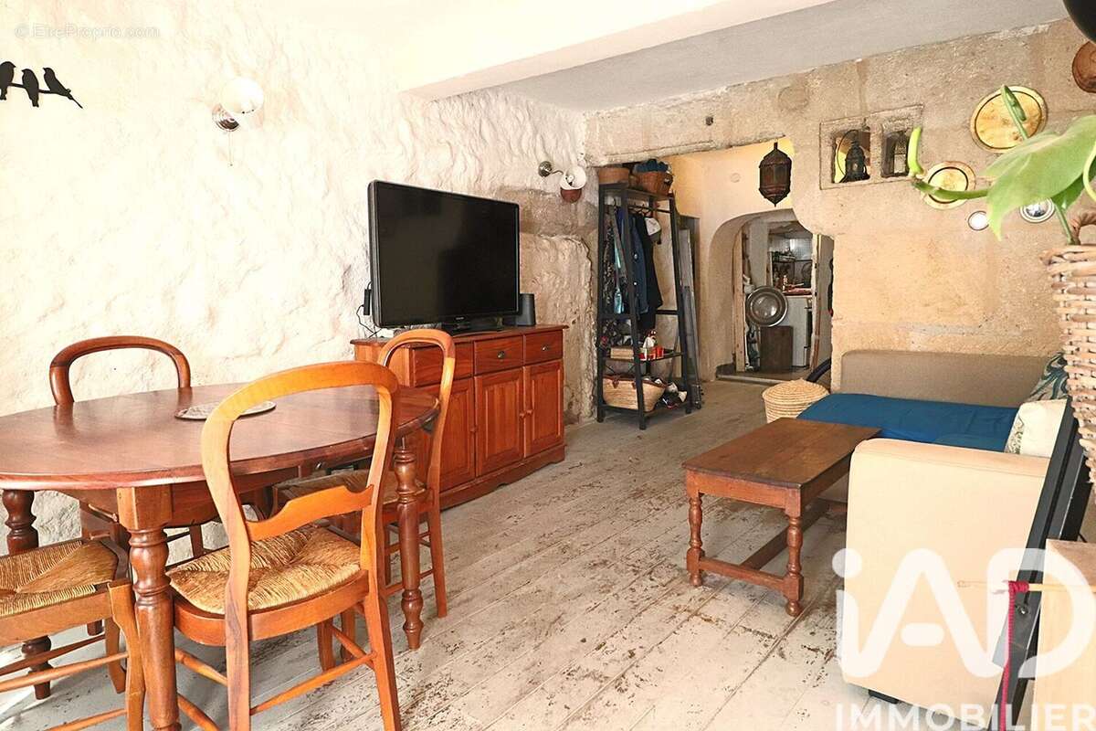 Photo 2 - Maison à PELISSANNE
