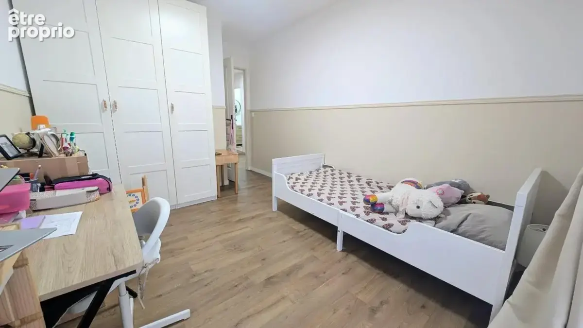 Duplex contemporain de 4 chambres en centre-ville – Idéal Famille ou Investissement - photo 6
