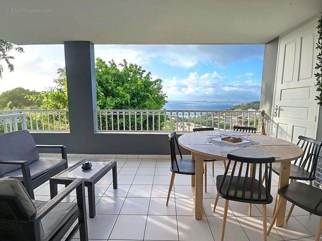 Appartement à LES TROIS-ILETS