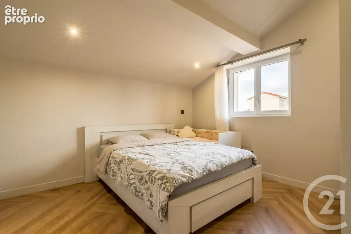 Maison 6 pièces 115 m² à vendre à Miserieux (01600) - photo 5