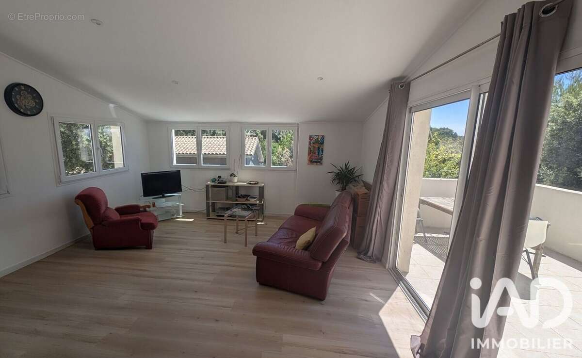 Maison 121 m² à Cabrieres  - photo 8