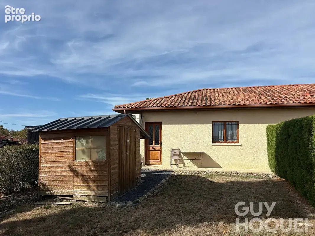 Maison de plain-pied 4 chambres, avec studio indépendant. Vue Pyrénées et piscine. - photo 13