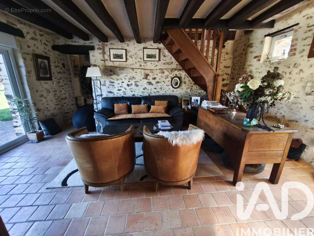 Photo 2 - Maison à MONCE-EN-BELIN