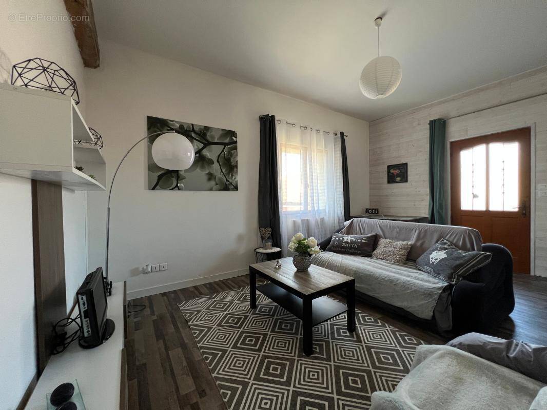 Appartement à VALLIERES